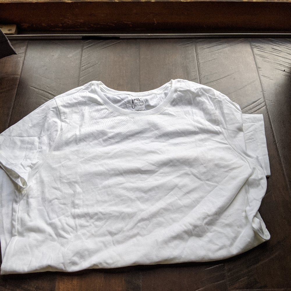 NWOT Plain White Tee